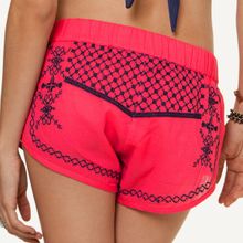 Embroidered shorts manufactured for Vix Paulahermanny