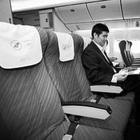 南航客舱产品设计培训: 中国南航聘请ICF对其新成立的产品服务部提供培训以提升整体旅客体验满意度。ICF对40多位南航职员提供了客舱室内设计、座椅产品选型、客舱产品生命周期成本等方面的培训。 南航客舱产品设计培训: 中国南航聘请ICF对其新成立的产品服务部提供培训以提升整体旅客体验满意度。ICF对40多位南航职员提供了客舱室内设计、座椅产品选型、客舱产品生命周期成本等方面的培训。