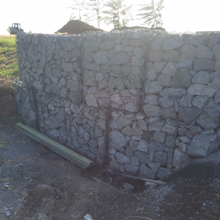 Poor Quality gabion rock retaining wall Poor Quality gabion rock retaining wall
