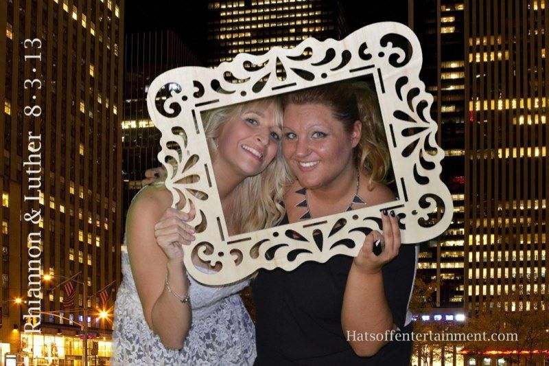 Hats Off Entertainment Inc. Mobile DJ Service