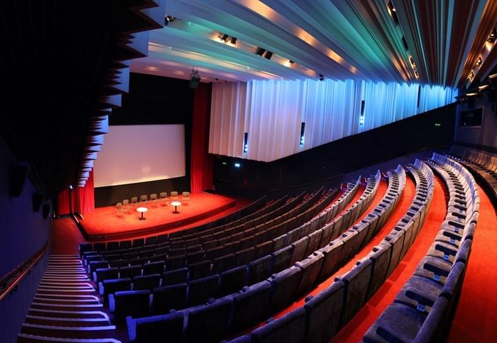firemní akce konference program netradiční originální místo konferenční místnost kino kinosál doprovodný program firemní akce konference program netradiční originální místo konferenční místnost kino kinosál doprovodný program