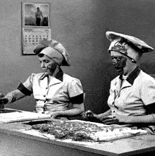 I love lucy chocolate battle I love lucy chocolate battle