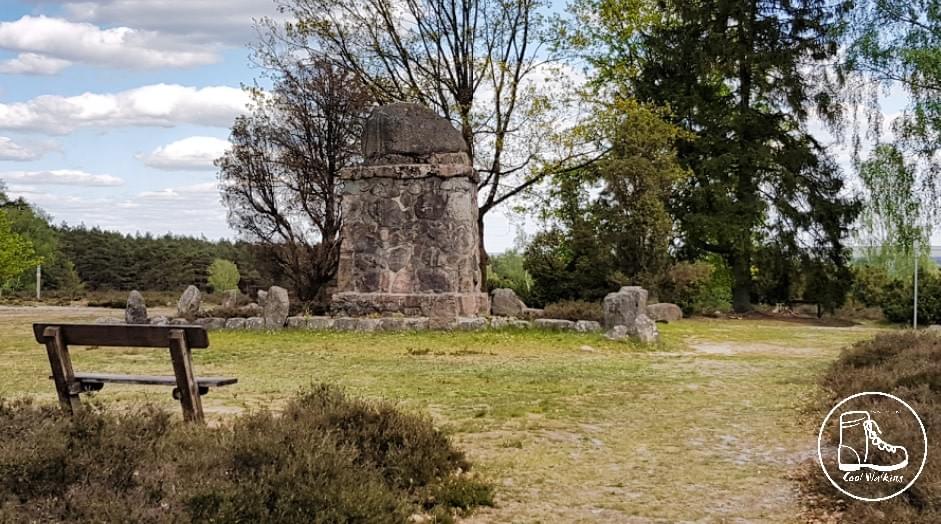 Fernwanderweg E1 Niedersachsen, Heidschnuckenweg, Wietzer Berg, Löns-Denkmal, Cool Walking Fernwanderweg E1 Niedersachsen, Heidschnuckenweg, Wietzer Berg, Löns-Denkmal, Cool Walking