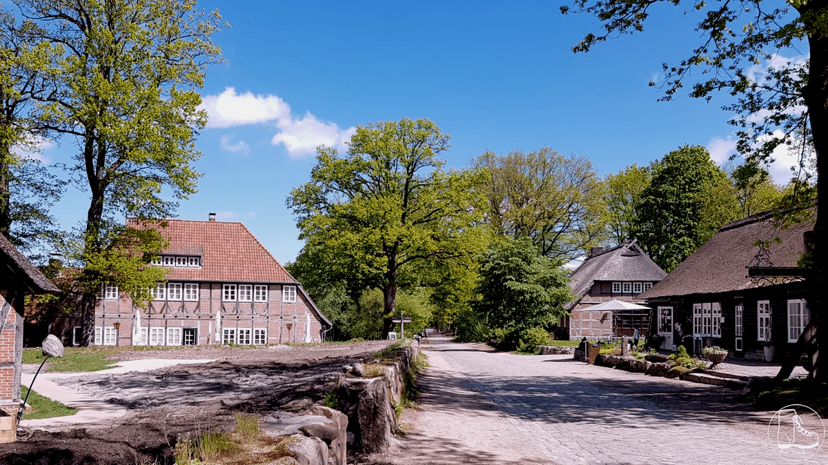 Fernwanderweg E1 Niedersachsen, Wilsede, Heidschnuckenweg, Cool Walking Fernwanderweg E1 Niedersachsen, Wilsede, Heidschnuckenweg, Cool Walking