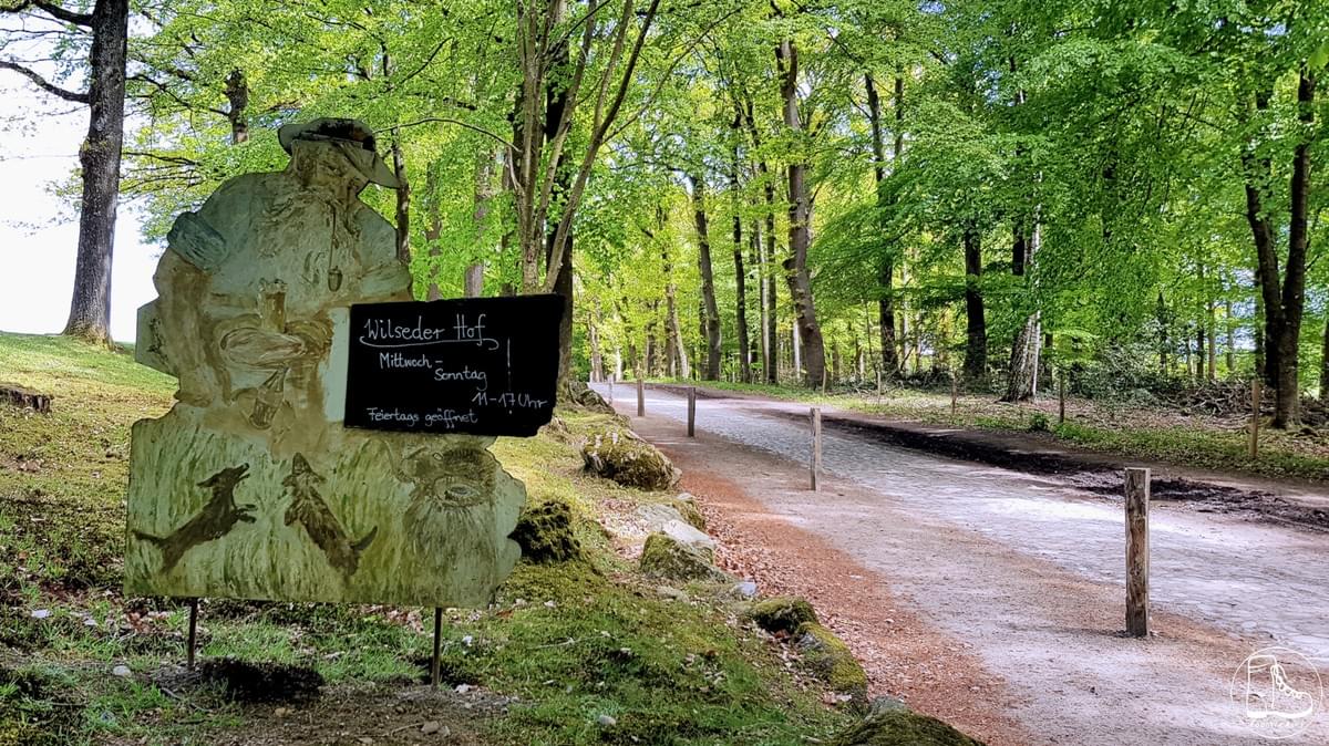 Fernwanderweg E1 Niedersachsen, Wilsede, Wilseder Hof, Heidschnuckenweg, Cool Walking Fernwanderweg E1 Niedersachsen, Wilsede, Wilseder Hof, Heidschnuckenweg, Cool Walking