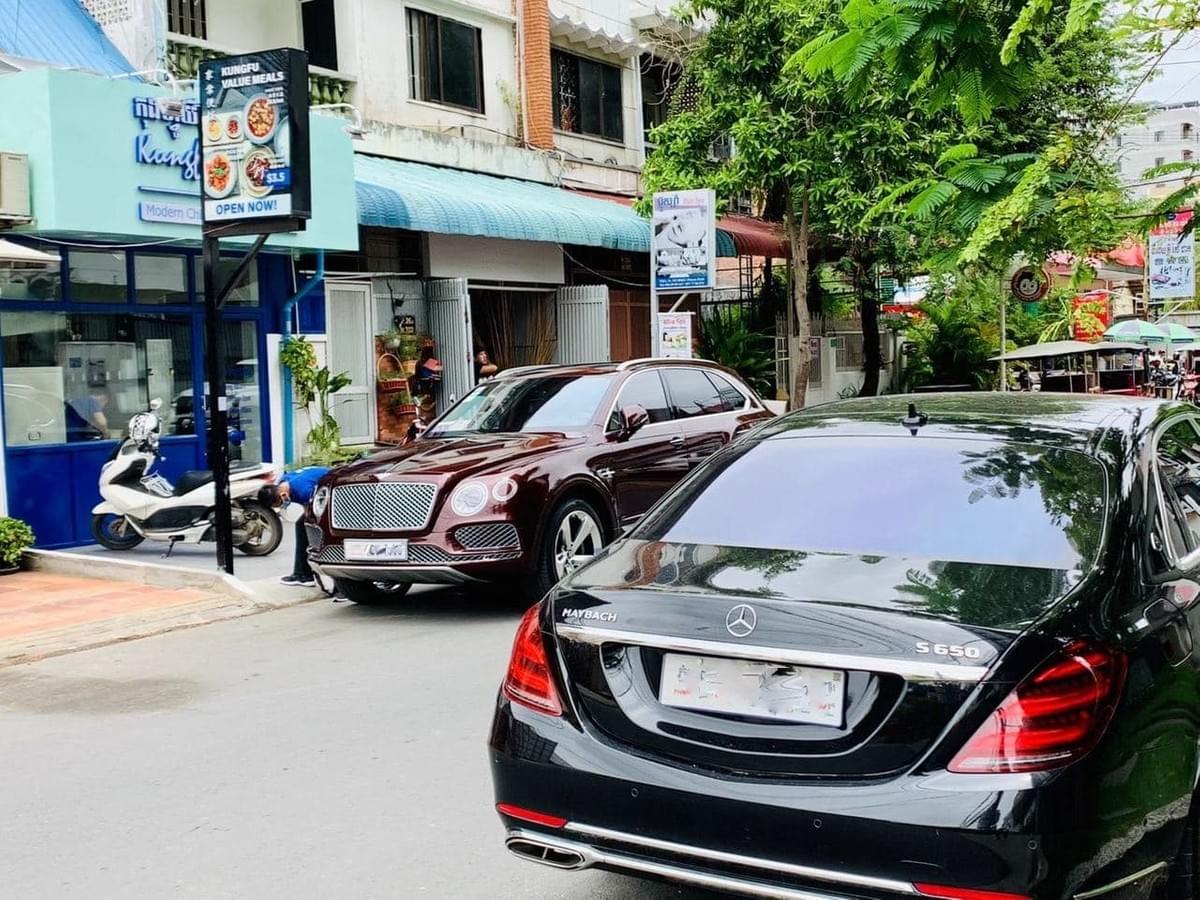 A Bentley waits outside Kungfu Kitchen Phnom Penh A Bentley waits outside Kungfu Kitchen Phnom Penh