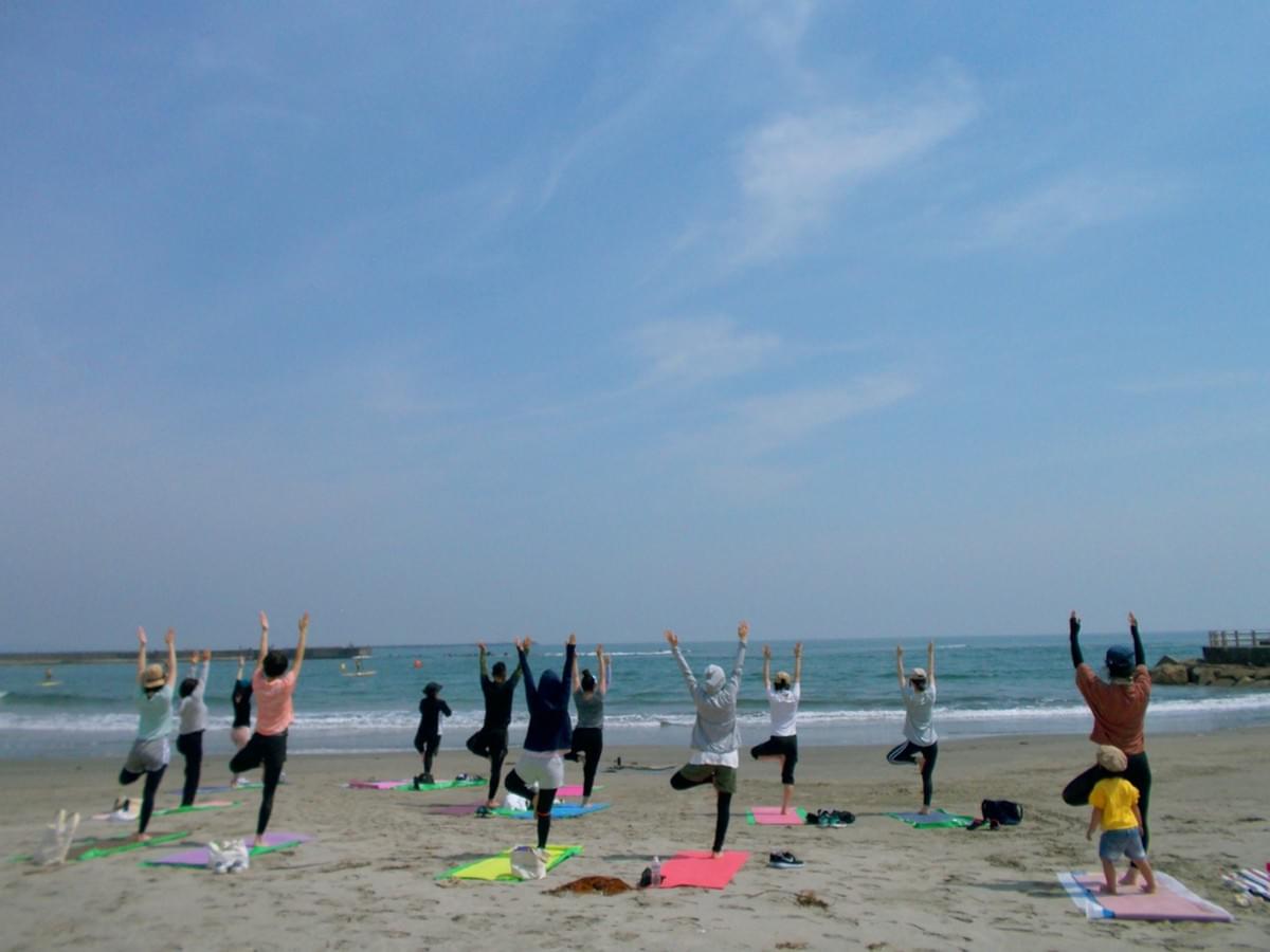 ビーチヨガ御前崎 ーAYAYOGA 御前崎でヨガ ビーチヨガ御前崎 ーAYAYOGA 御前崎でヨガ