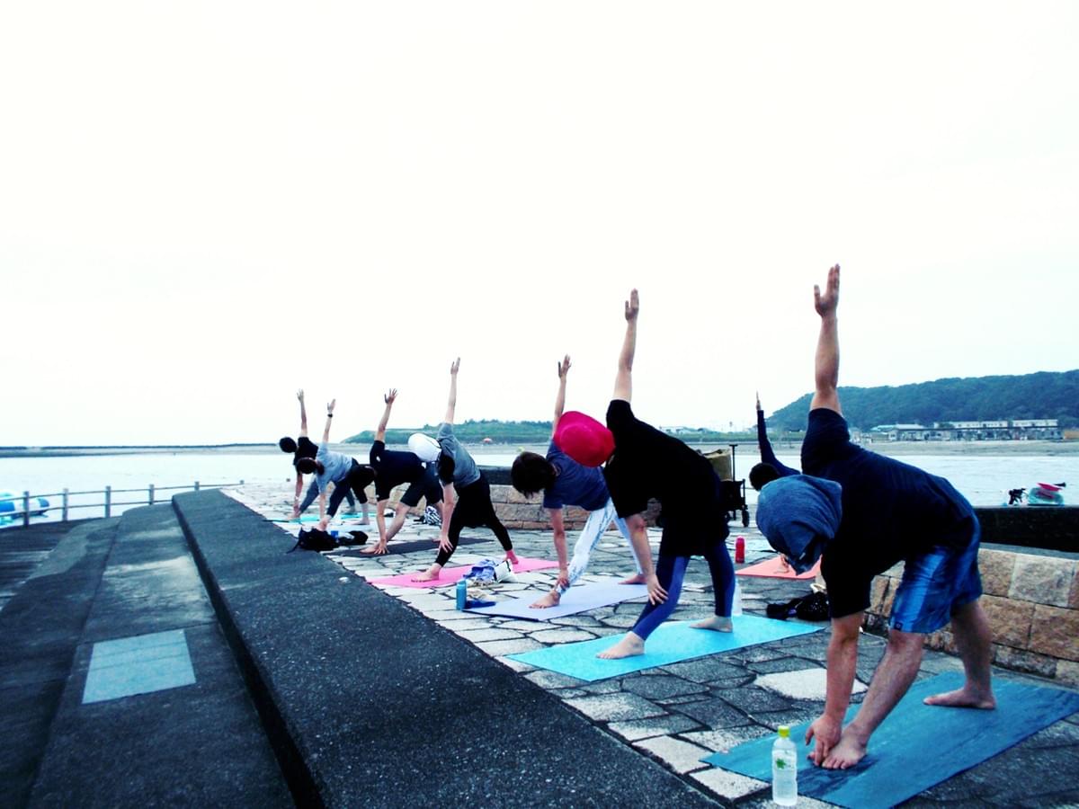 ビーチヨガ御前崎ーAYAYOGA 御前崎でヨガ ビーチヨガ御前崎ーAYAYOGA 御前崎でヨガ