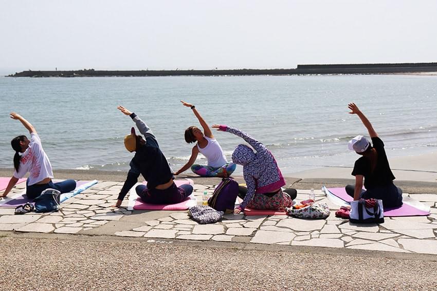ビーチヨガ御前崎 ーAYAYOGA 御前崎でヨガ ビーチヨガ御前崎 ーAYAYOGA 御前崎でヨガ
