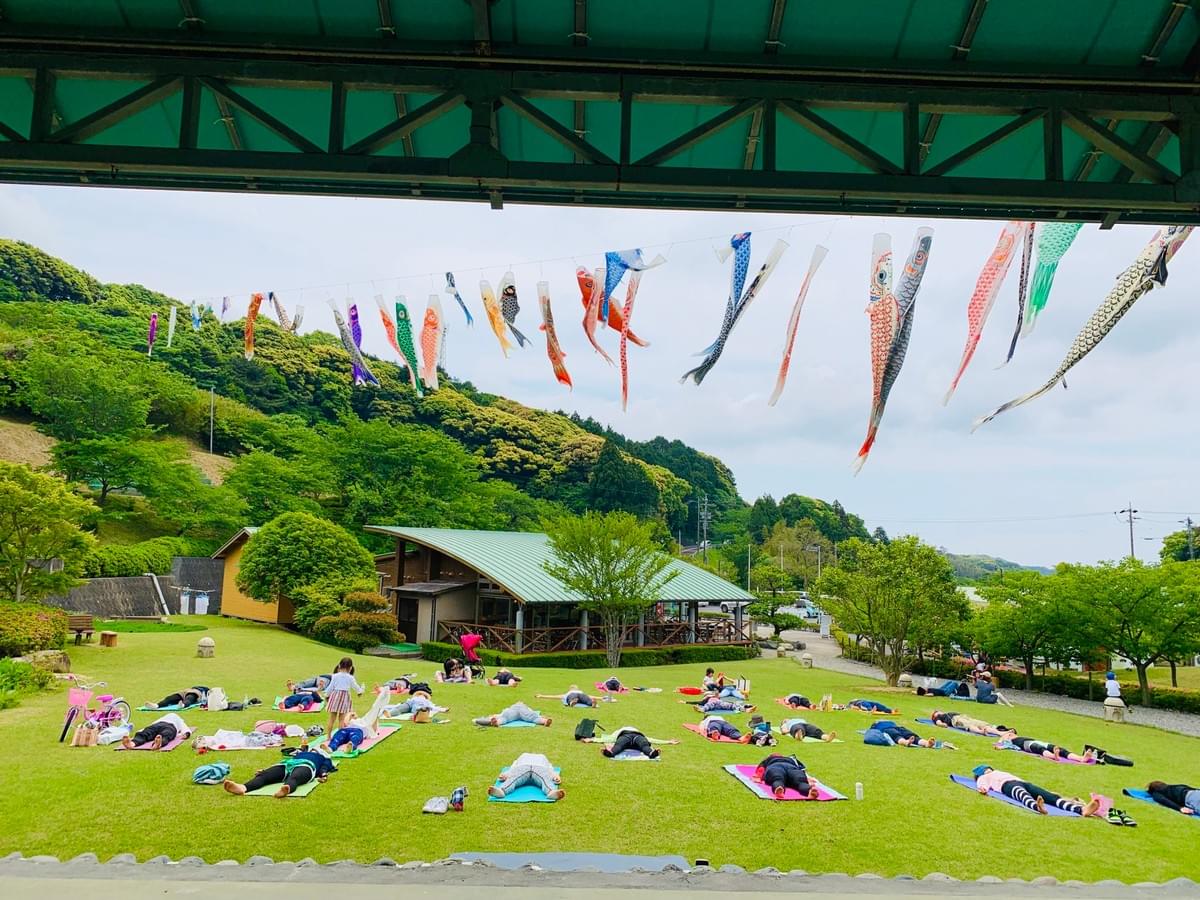 あらさわふる里公園パークヨガーAYAYOGA 御前崎でヨガ あらさわふる里公園パークヨガーAYAYOGA 御前崎でヨガ