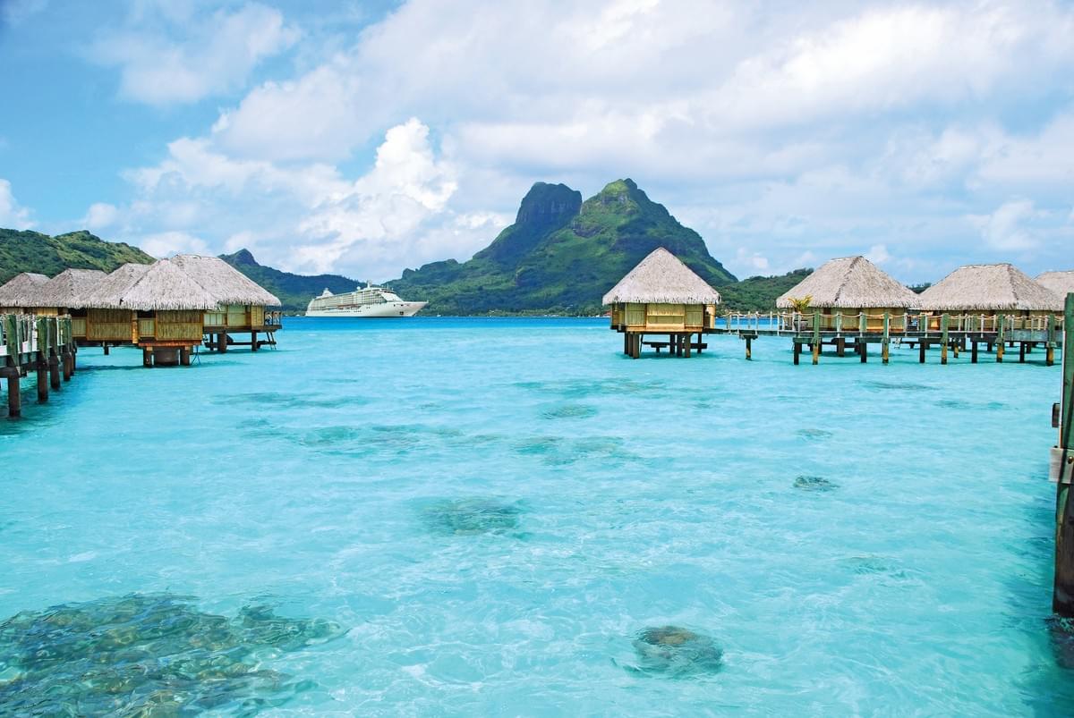 Regent Seven Seas Cruise visiting port in Fiji Regent Seven Seas Cruise visiting port in Fiji