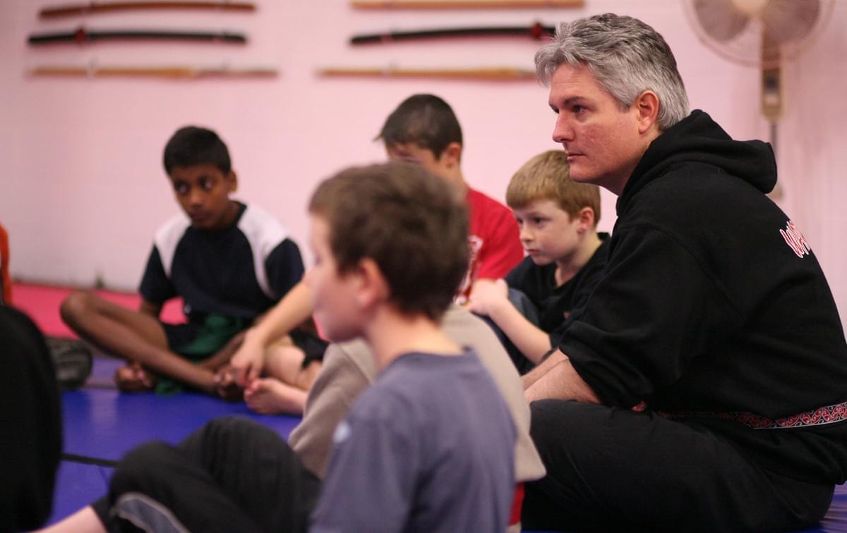 Tim Tipene with Warrior Kids Tim Tipene with Warrior Kids