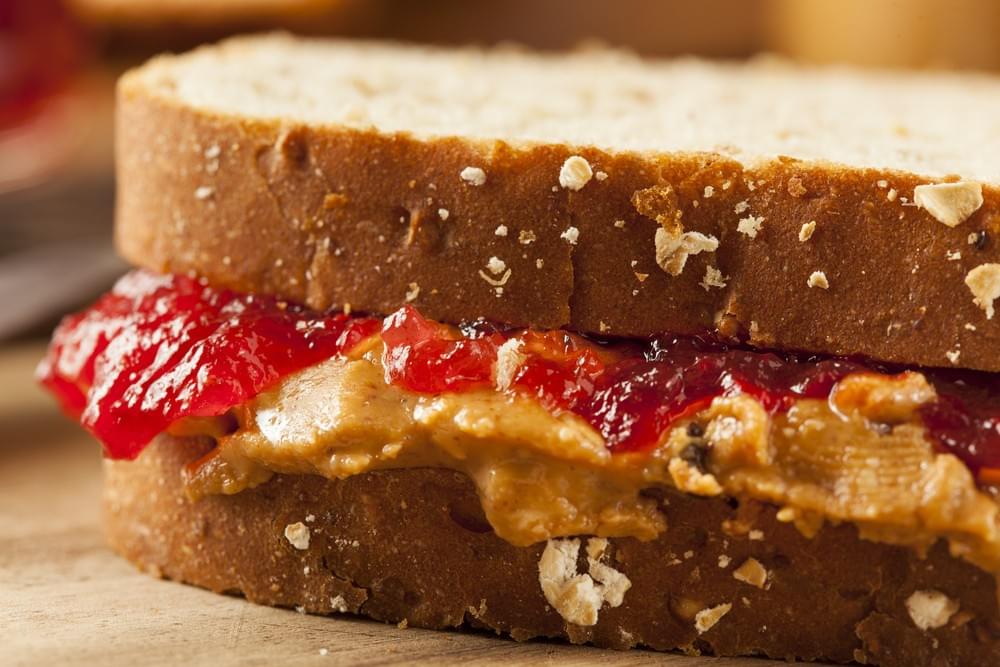 Peanut Butter and Jelly Sandwich pic cred: ifoundout.com Peanut Butter and Jelly Sandwich pic cred: ifoundout.com