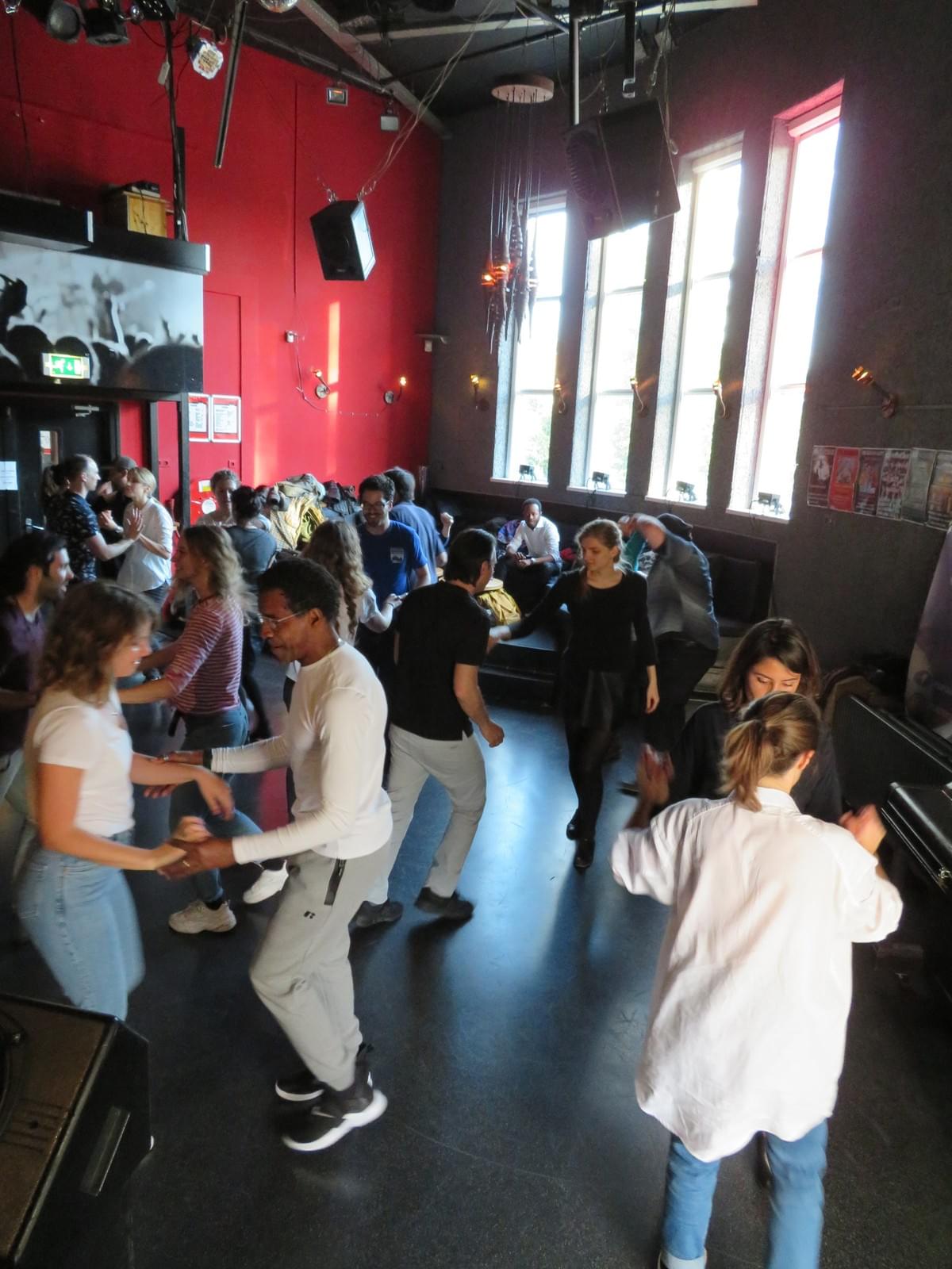 Group lessons Cuban Salsa @ Volta Group lessons Cuban Salsa @ Volta