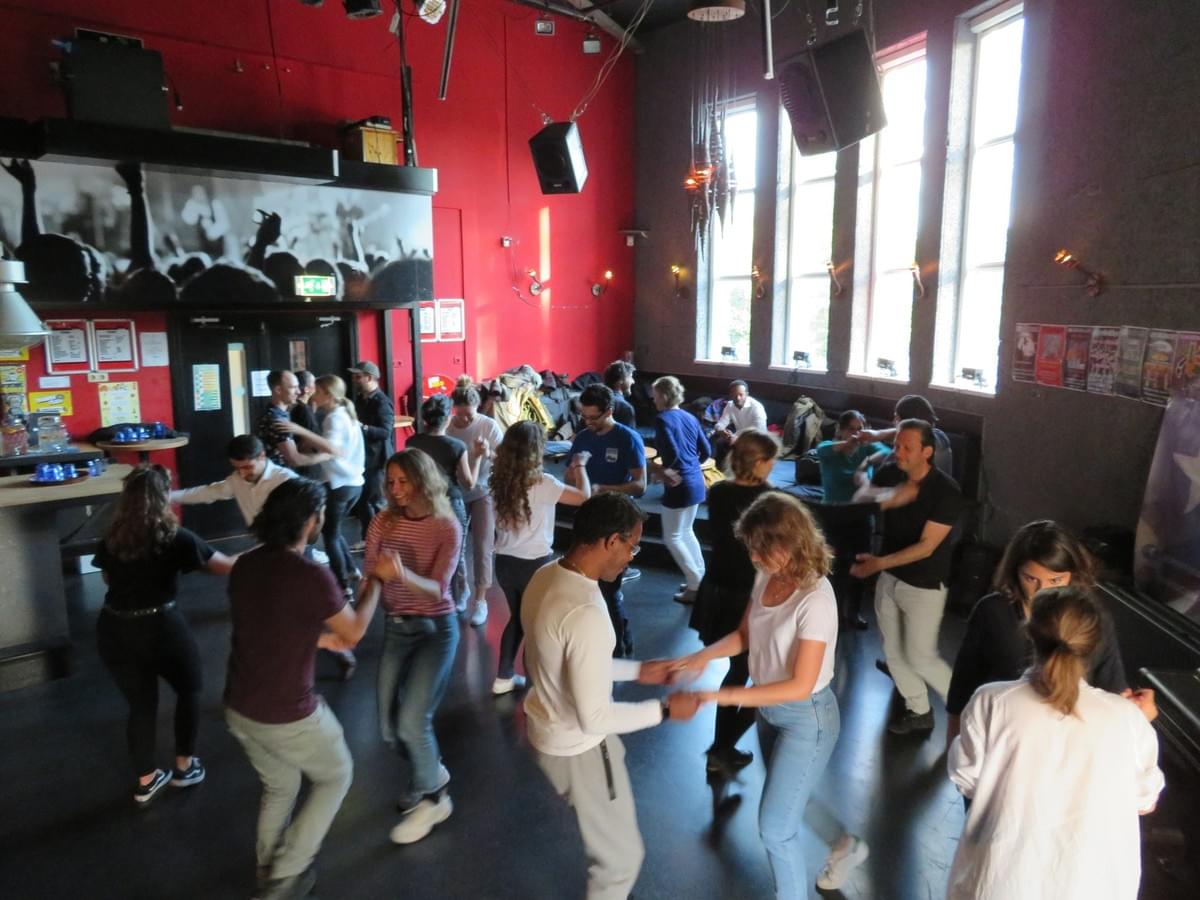 Group lessons Cuban Salsa @ Volta Group lessons Cuban Salsa @ Volta