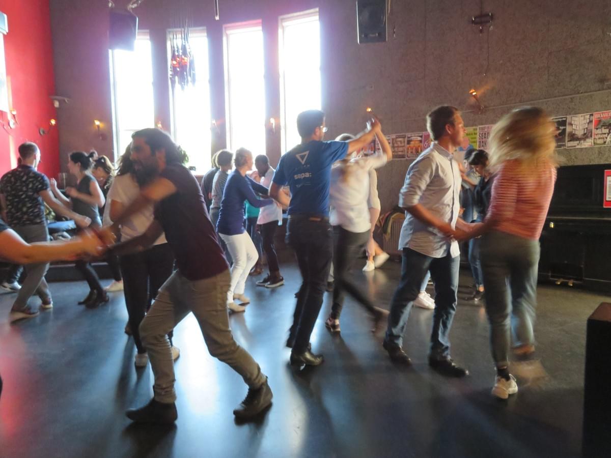 Groepslessen Cubaanse salsa @ Volta Groepslessen Cubaanse salsa @ Volta