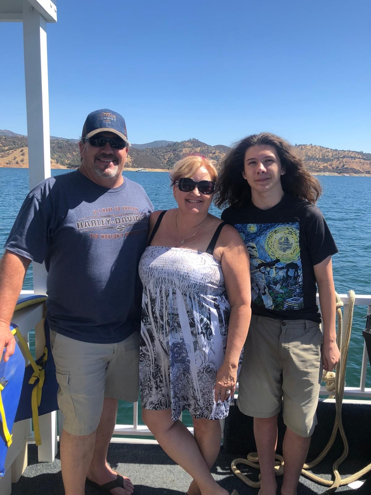 modesto-executive-electric-staff-getaway-weekend-2018 modesto-executive-electric-staff-getaway-weekend-2018