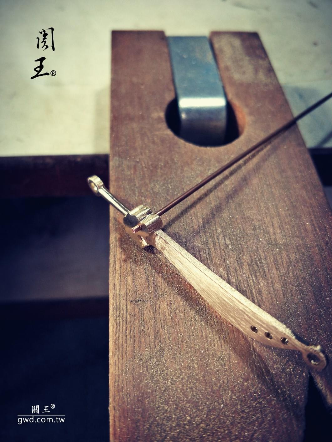 龍月寶刀,博物館銅器,關聖帝君法器,神明敬天禮器,神仙武器,關公關刀,神像兵器,青龍偃月刀,龍頭關刀,博物館青銅器,博物館文創商品,taiwan tainan museum, guan guan guan dao,護身符,保命護身,護身項鍊 龍月寶刀,博物館銅器,關聖帝君法器,神明敬天禮器,神仙武器,關公關刀,神像兵器,青龍偃月刀,龍頭關刀,博物館青銅器,博物館文創商品,taiwan tainan museum, guan guan guan dao,護身符,保命護身,護身項鍊