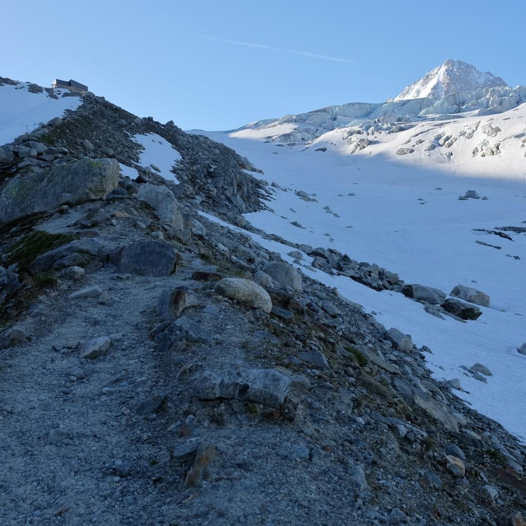 refuge albert 1et chamonix moraine d'accès refuge albert 1et chamonix moraine d'accès