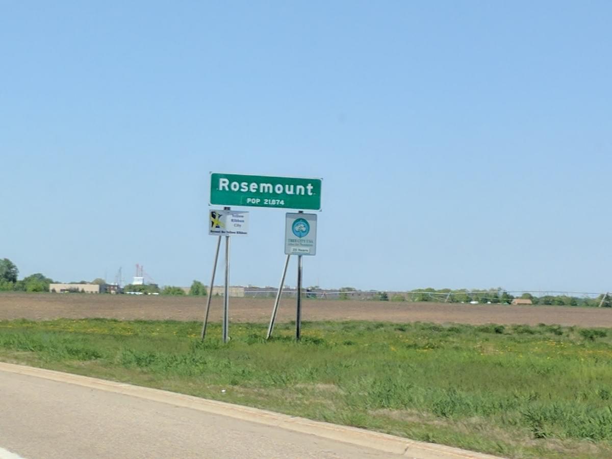 City Sign in Rosemount City Sign in Rosemount