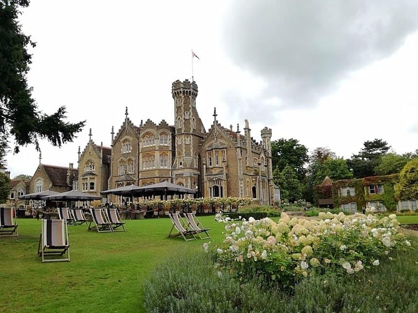 Oakley Court Oakley Court