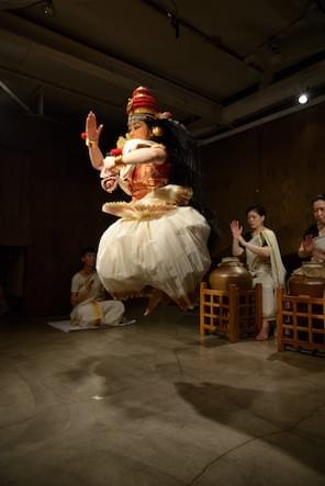 Photo by Shinichi Kida Photo by Shinichi Kida