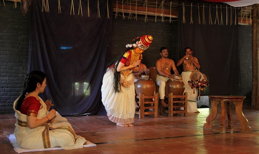 photo by Manoj Parameswaran photo by Manoj Parameswaran