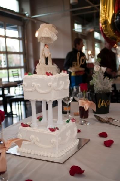 Paleo gluten free cake by Nuflours with original wedding topper from 1968 to 2019 Paleo gluten free cake by Nuflours with original wedding topper from 1968 to 2019