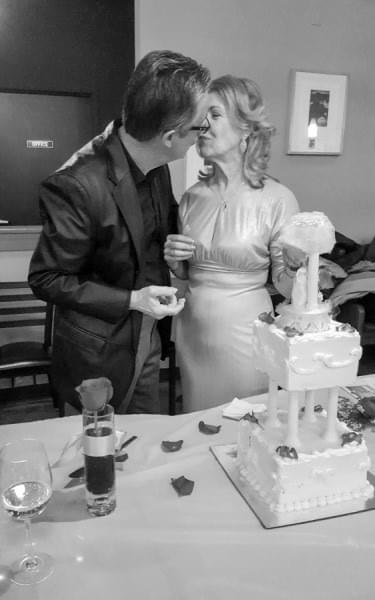 Post cake feeding kiss 2019 Post cake feeding kiss 2019