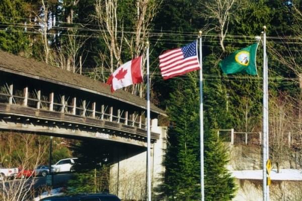 Flags at Snoqualmie Falls, North Bend, Wash. Flags at Snoqualmie Falls, North Bend, Wash.