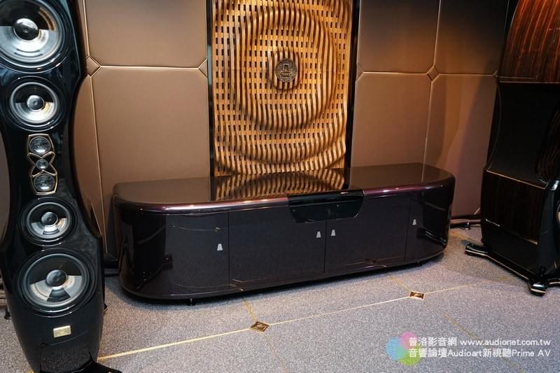 ▲這個可不是一般矮櫃 ▲這個可不是一般矮櫃