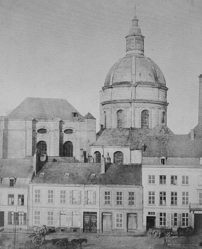 photo de alphonse le blondel de l'église Sainte Marie-Madeleine à Lille photo de alphonse le blondel de l'église Sainte Marie-Madeleine à Lille