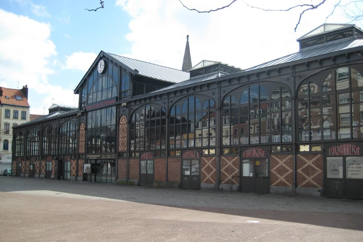 les célèbres halles de wazemmes de Lille de style baltard les célèbres halles de wazemmes de Lille de style baltard
