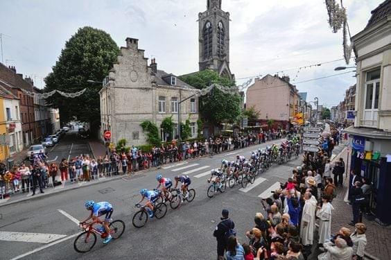Le Tour de France à Lille, quartier Saint Maurice Pellevoisin, le 8 Juillet 2014 Le Tour de France à Lille, quartier Saint Maurice Pellevoisin, le 8 Juillet 2014