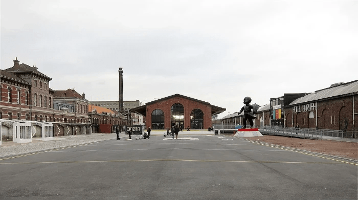 Lille En 2020, la gare Saint-Sauveur est un lieu multi-culturel très actif Lille En 2020, la gare Saint-Sauveur est un lieu multi-culturel très actif