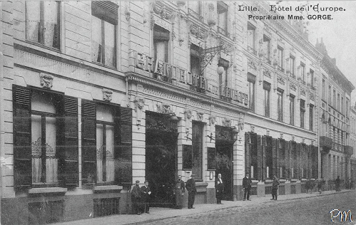 Lille Hôtel de l'Europe au niveau du 30/32 de la rue Basse. Ce fut un des plus beaux hôtels de la ville. Lille Hôtel de l'Europe au niveau du 30/32 de la rue Basse. Ce fut un des plus beaux hôtels de la ville.