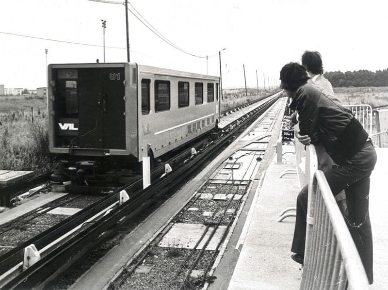 le metro val de Lille en test avant son inauguration en 1983 le metro val de Lille en test avant son inauguration en 1983