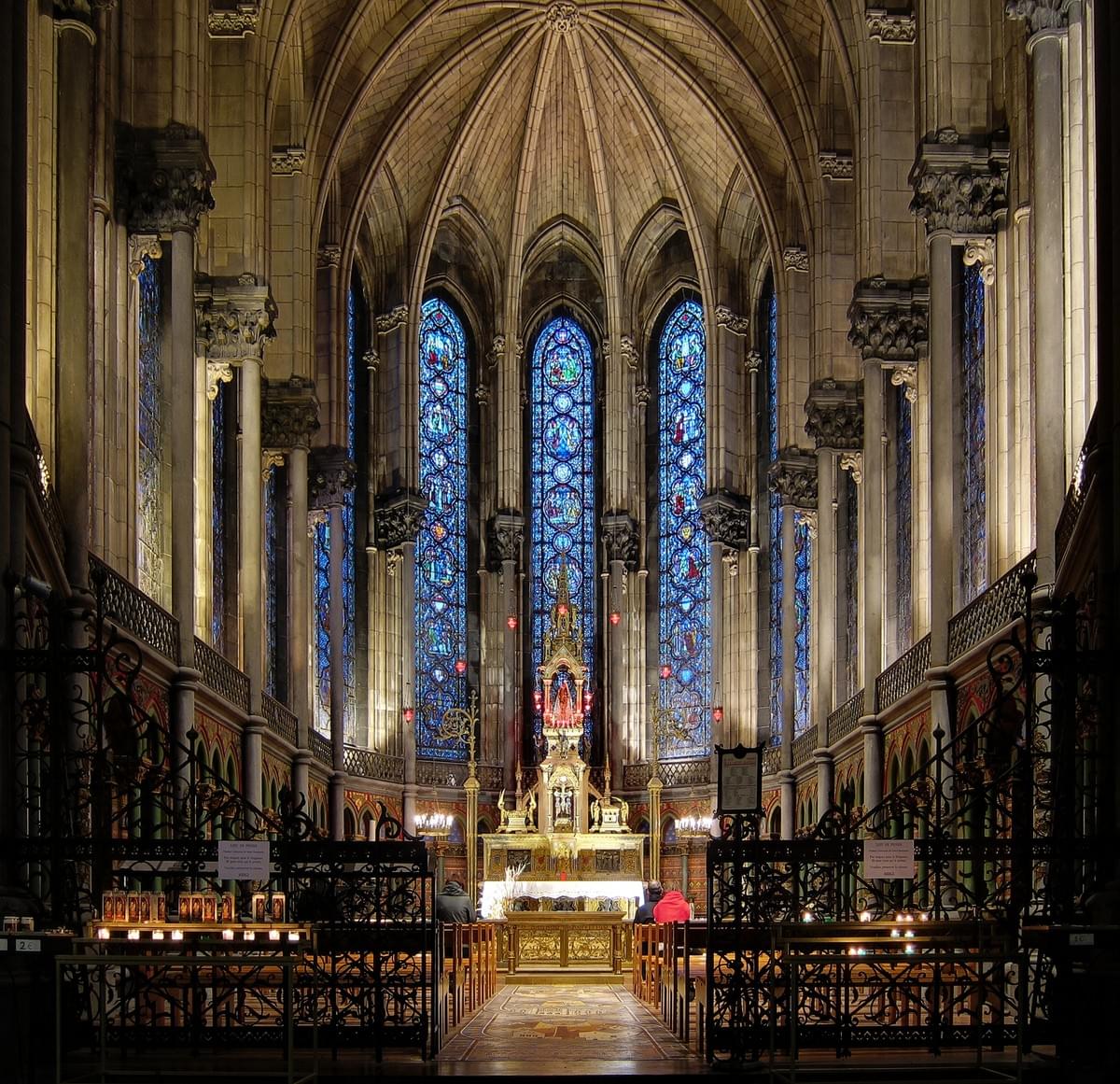 lille la cathedrale notre dame de la treille interieur nef et choeur lille la cathedrale notre dame de la treille interieur nef et choeur