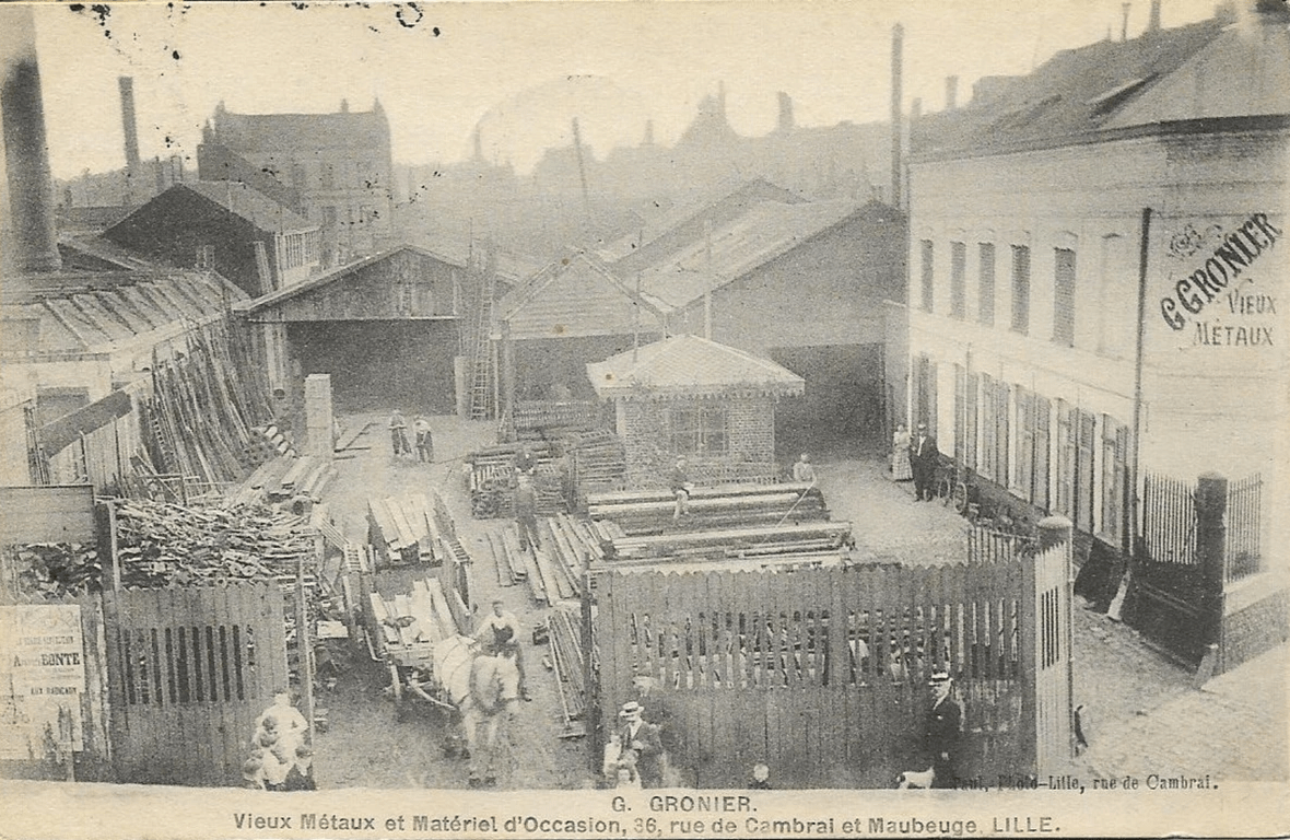 Lille Un commerce de vieux métaux et de matériel d'occasion était installé au début du 20ème siècle au 36 rue Cambrai Lille Un commerce de vieux métaux et de matériel d'occasion était installé au début du 20ème siècle au 36 rue Cambrai