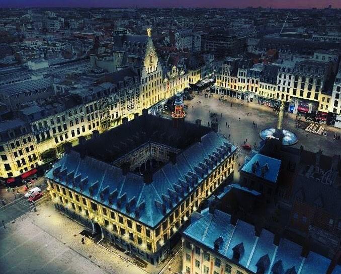 la vieille bourse de lille vue du ciel entre l'opera et la grand place la vieille bourse de lille vue du ciel entre l'opera et la grand place