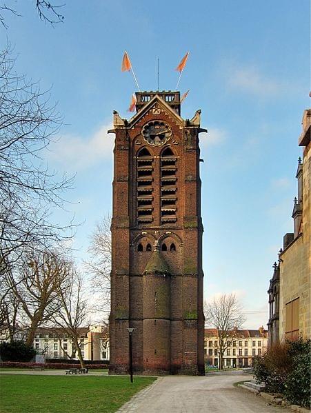 vue de face du campanile saint nicolas de la cathedrale notre dame de la treille à lille vue de face du campanile saint nicolas de la cathedrale notre dame de la treille à lille