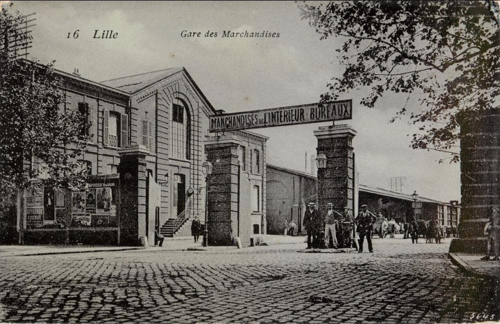 La gare de Lille Saint-Sauveur au début de 20ème siècle La gare de Lille Saint-Sauveur au début de 20ème siècle