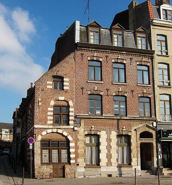 photo de la façade actuelle du 10 avenue du peuple belge à Lille hébergeant un cabinet d'avocats photo de la façade actuelle du 10 avenue du peuple belge à Lille hébergeant un cabinet d'avocats