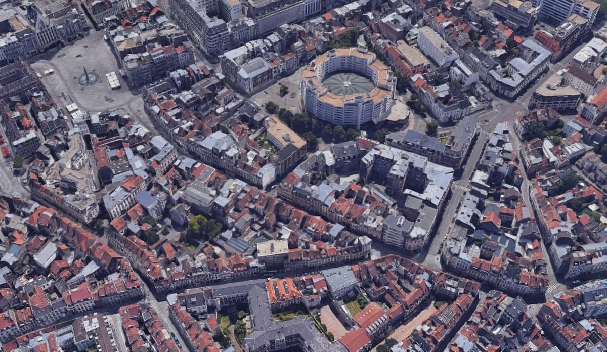 Lille Vue en 3D de la rue Esquermoise qui part de la Grand Place à gauche pour finir rue Royale à droite Lille Vue en 3D de la rue Esquermoise qui part de la Grand Place à gauche pour finir rue Royale à droite
