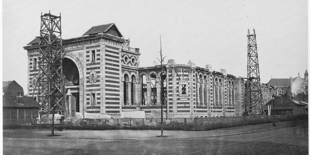 construction en cours du Palais Rameau à Lille, photo par Alphonse Le Blondel construction en cours du Palais Rameau à Lille, photo par Alphonse Le Blondel