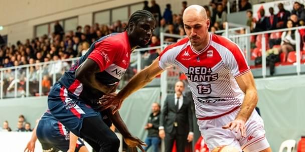 lille basket le lm est le club professionnel de la ville il jour au palais des sports saint sauveur lille basket le lm est le club professionnel de la ville il jour au palais des sports saint sauveur