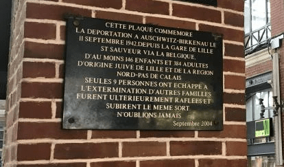 Lille gare Saint Sauveur : plaque commémorative du 11 septembre 1946 : date de la déportation par les nazis d'enfants et d'adultes Lillois Lille gare Saint Sauveur : plaque commémorative du 11 septembre 1946 : date de la déportation par les nazis d'enfants et d'adultes Lillois