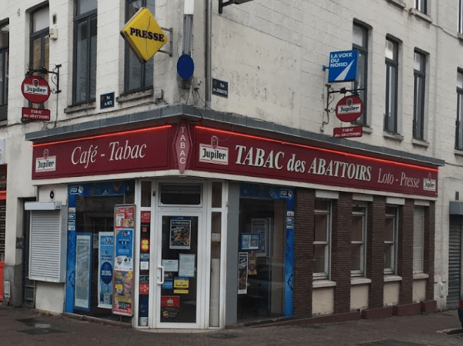 Lille : la seule trace de l'existence des abattoirs dans le quartier est le nom d'un café Lille : la seule trace de l'existence des abattoirs dans le quartier est le nom d'un café