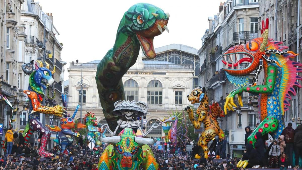 Lille 3000 : eldorado parade dans la rue faidherbe Lille 3000 : eldorado parade dans la rue faidherbe