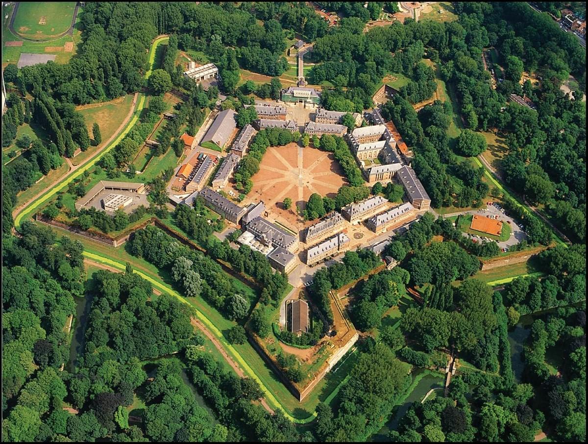 photo vue du ciel de la citadelle vauban de lille photo vue du ciel de la citadelle vauban de lille